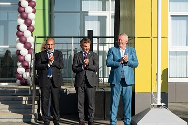 В новую школу в новый учебный год